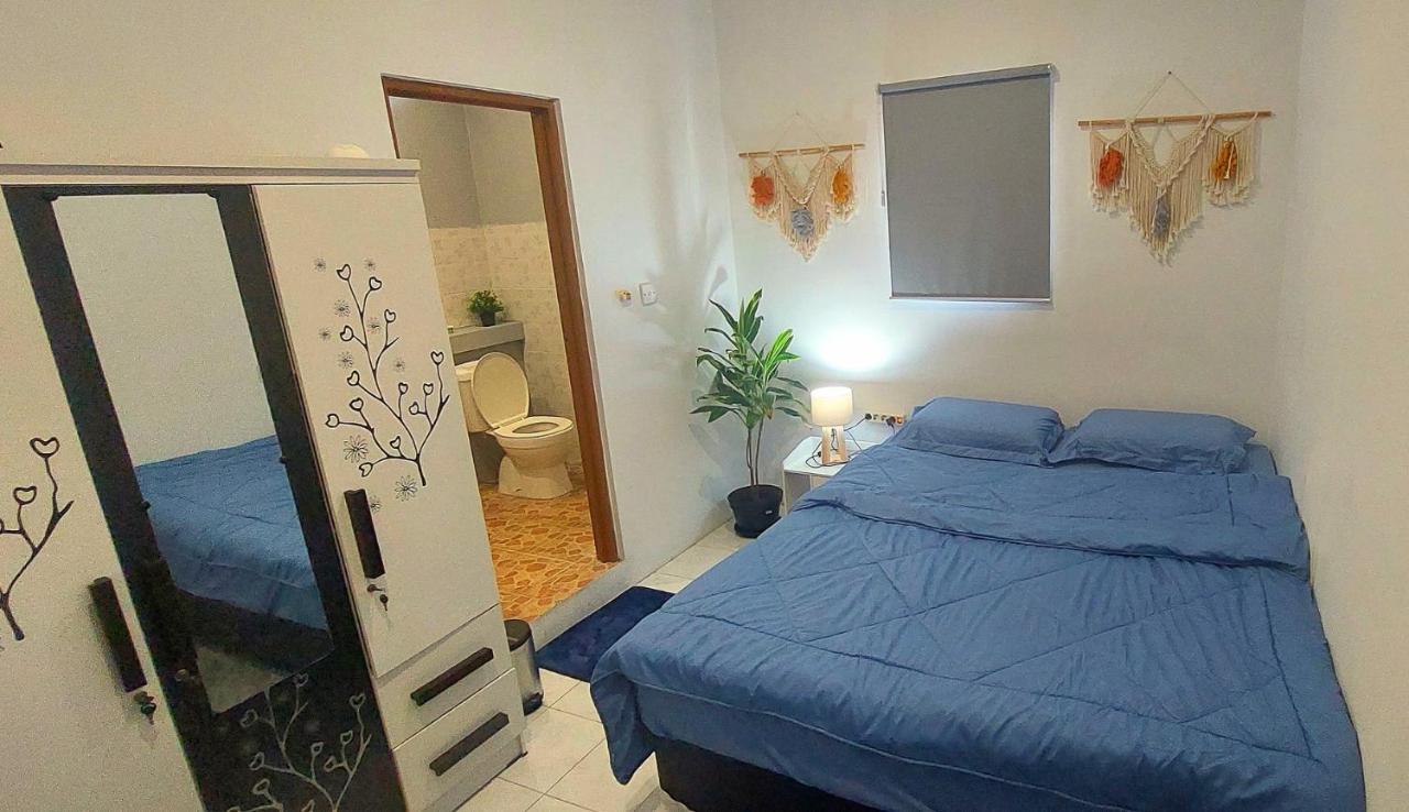 Hustay Guest House - Canggu Bagian luar foto